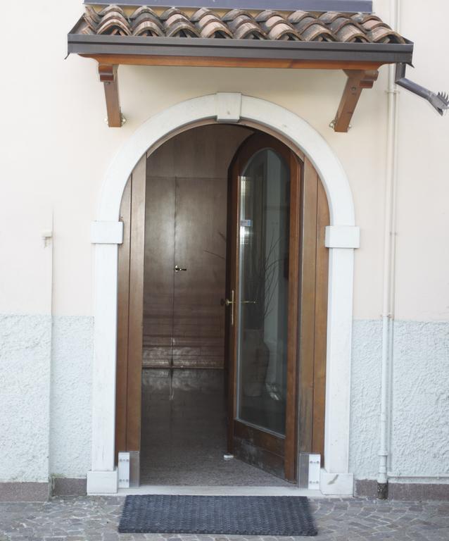 Villa Linfano Torbole Sul Garda Kültér fotó